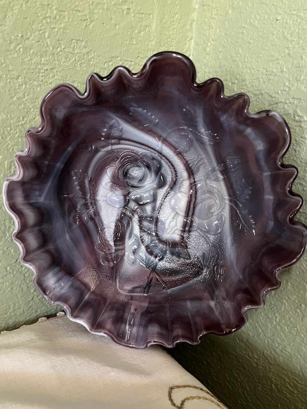 Vintage Imperial Glass Purple Slag Open Rose Ruffled Footed Bowl